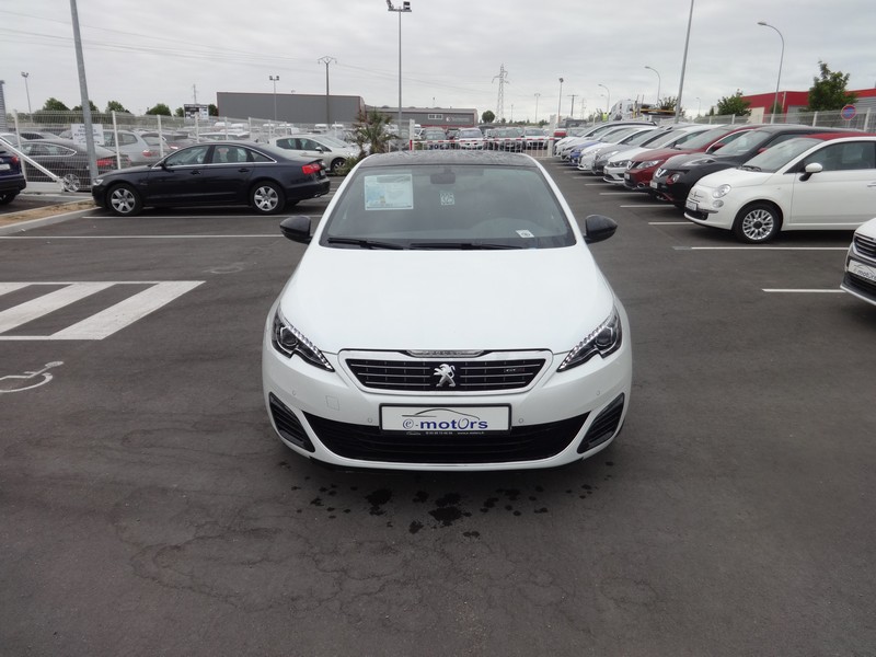 Avis-mandataire-auto-Emotors-Peugeot-308-Gt-bluehdi-180-eat-plus-toit-vitr.