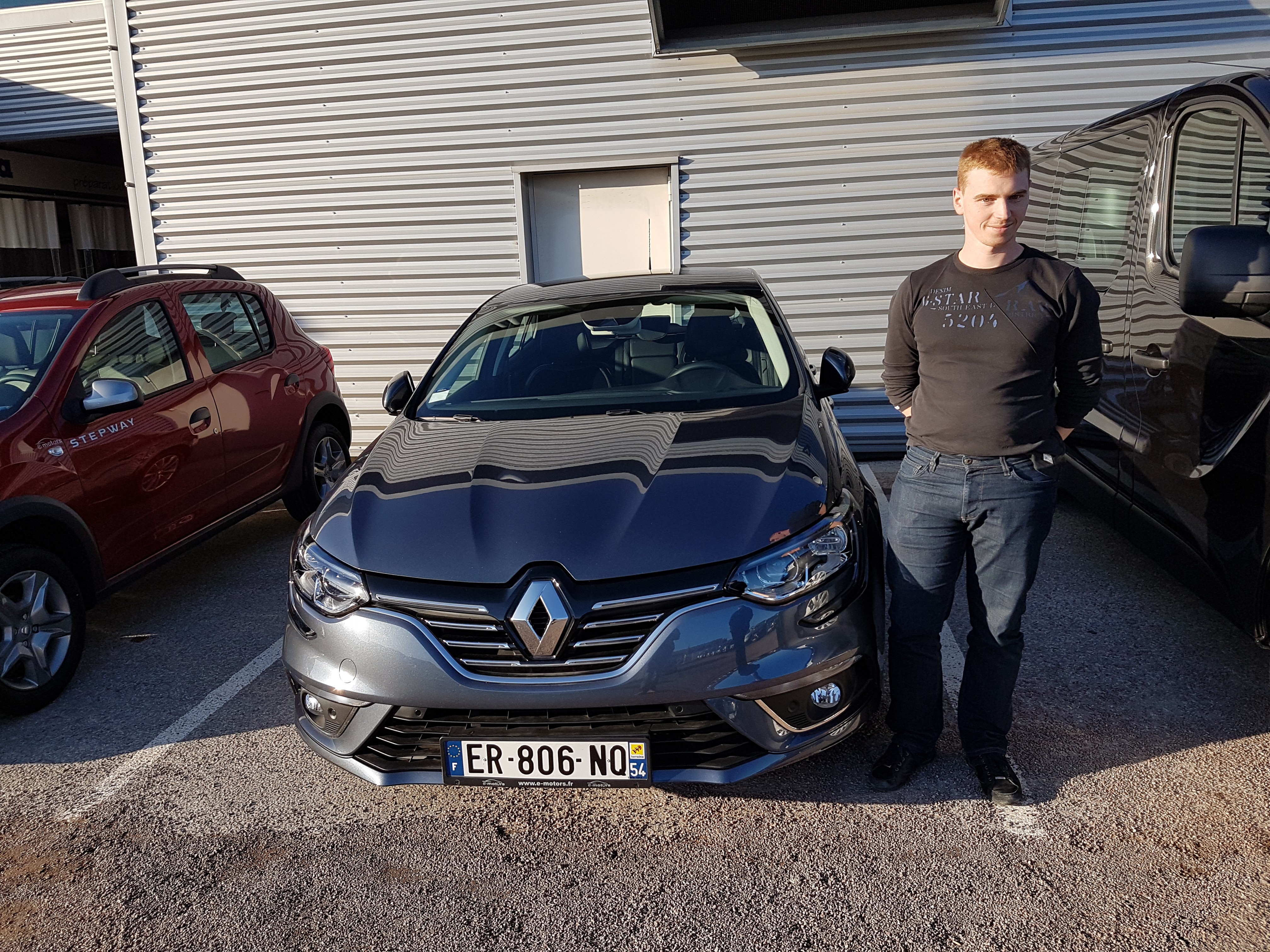 Avis-mandataire-auto-Emotors-Renault-Megane-iv-berline-M-gane-iv-berline-intens-dci-110-energy-plus-park-assist.