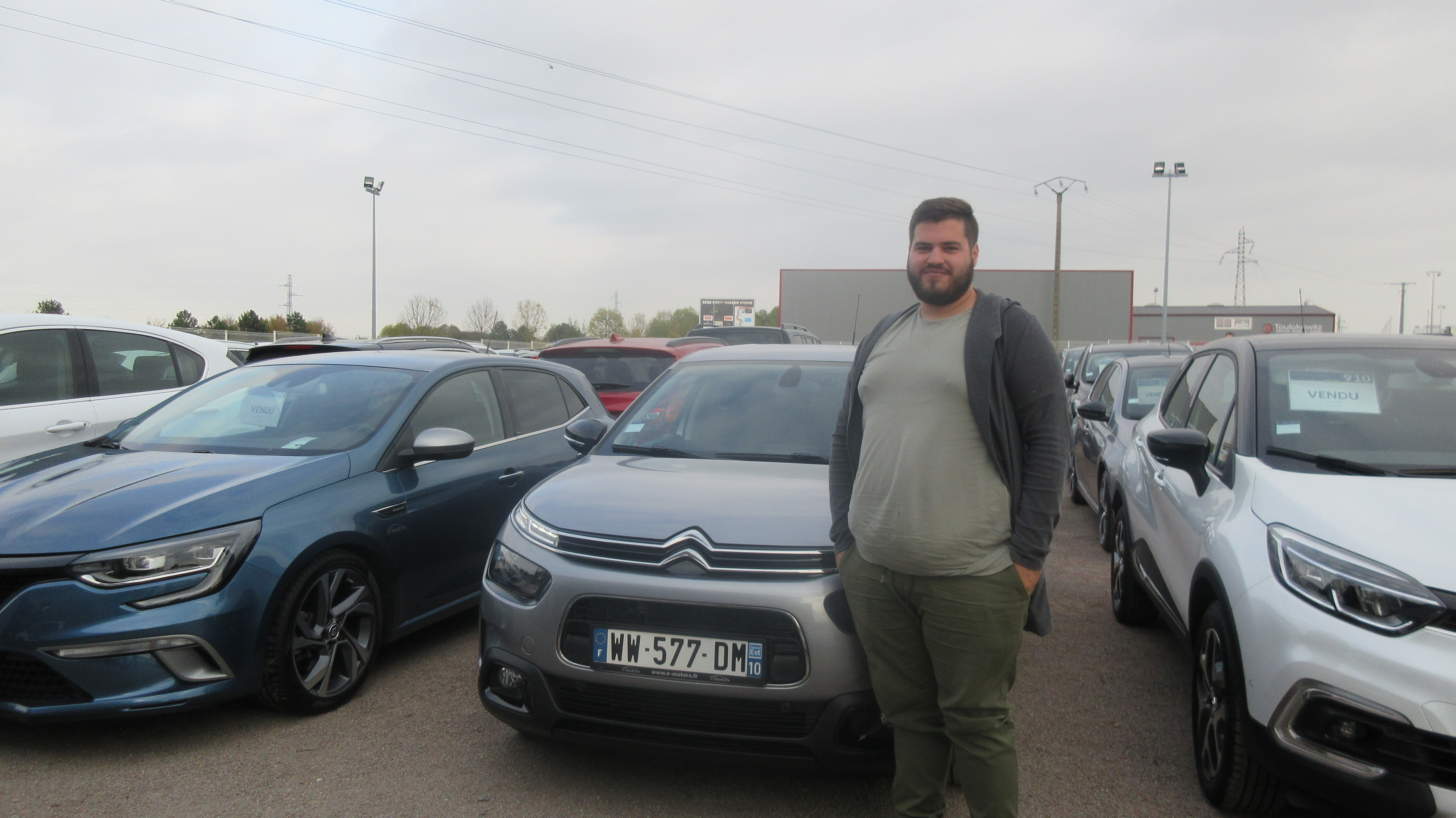 Avis-mandataire-auto-Emotors-Citroen-C4-cactus-Shine-puretech-110-s-s.