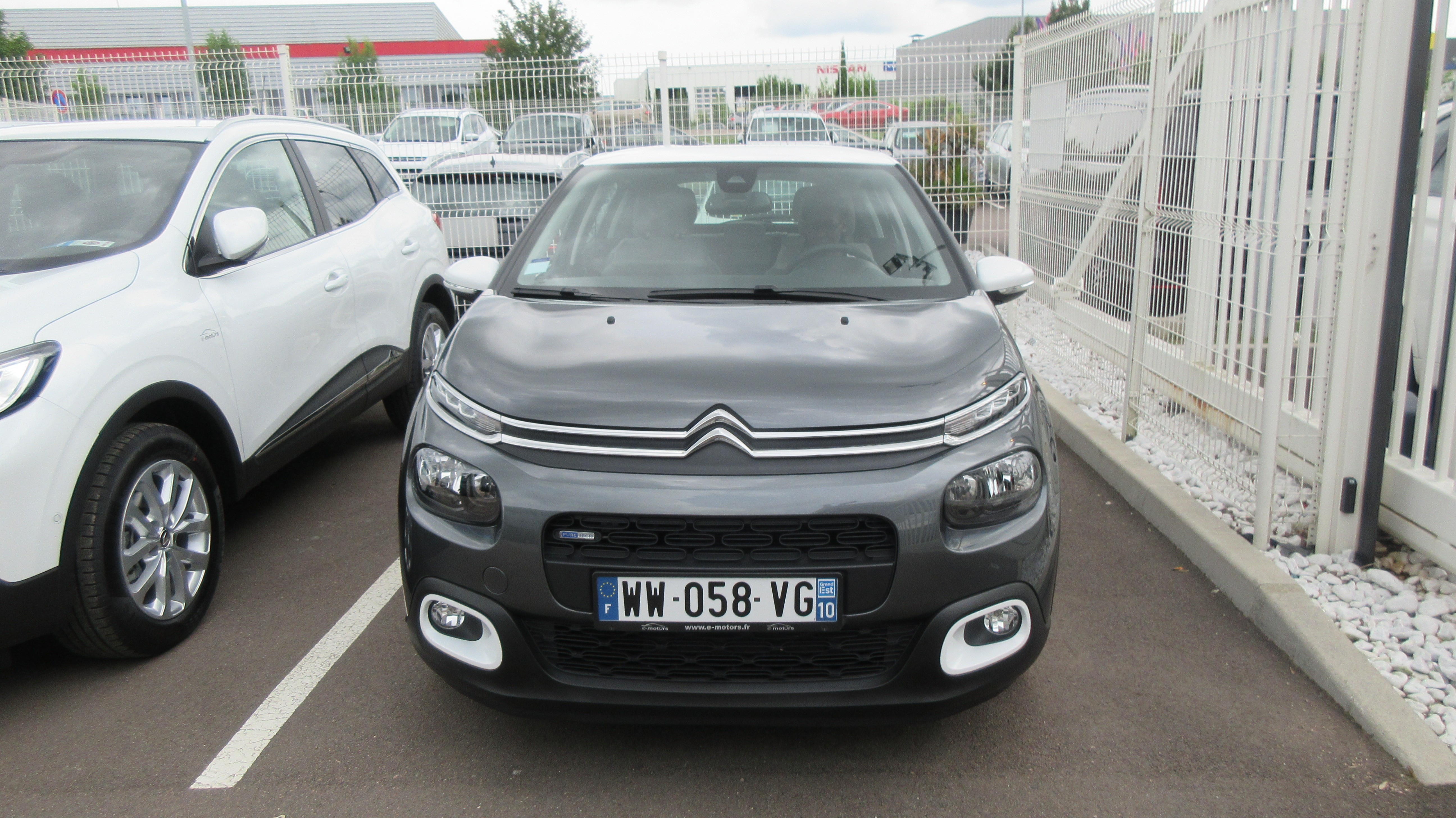 Avis-mandataire-auto-Emotors-Citroen-C3-Shine-puretech-82-plus-connectedcam.