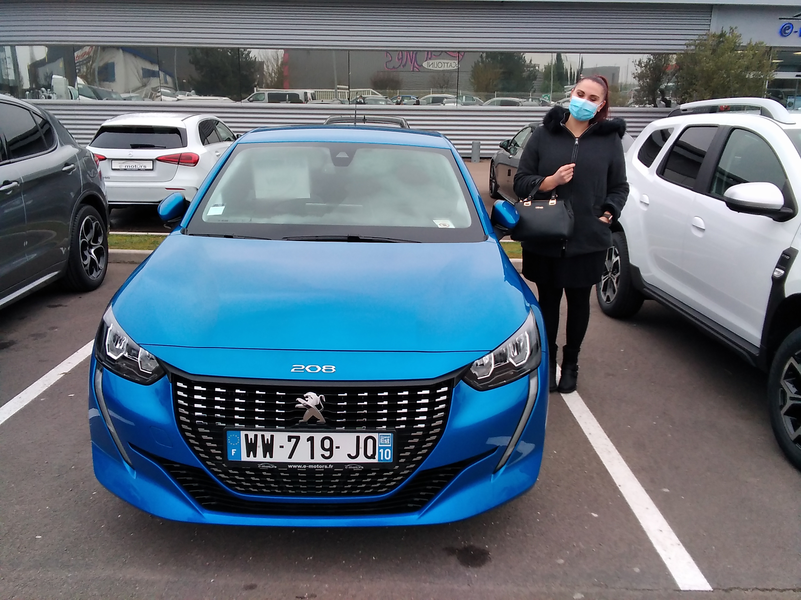 Avis-mandataire-auto-Emotors-Peugeot-208-Allure-puretech-100-plus-gps-plus-acc-s-mains-libres.