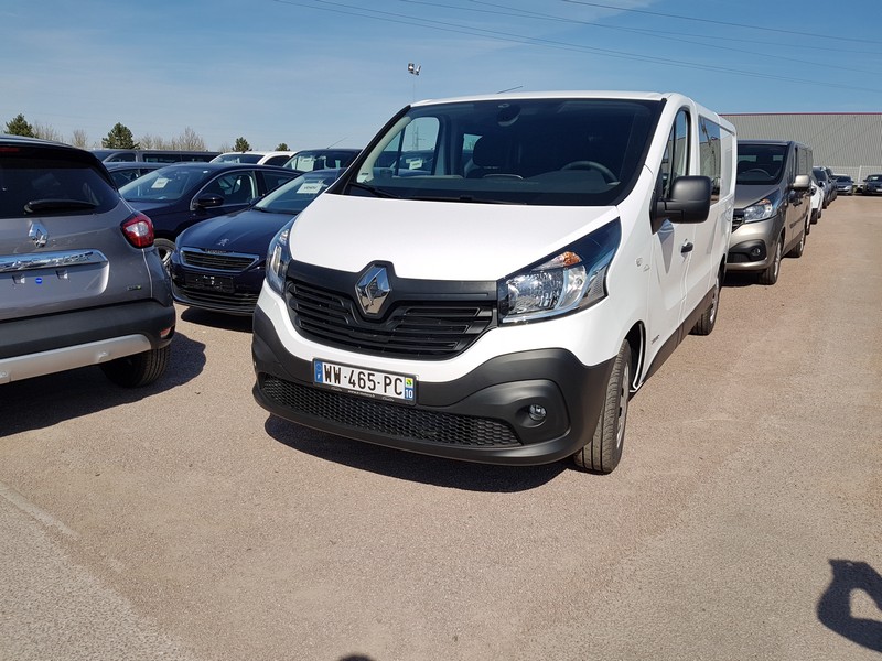 Avis-mandataire-auto-Emotors-Renault-Trafic-cabine-approfondie-Grand-confort-l2h1-1200kg-dci-120-plus-gps.