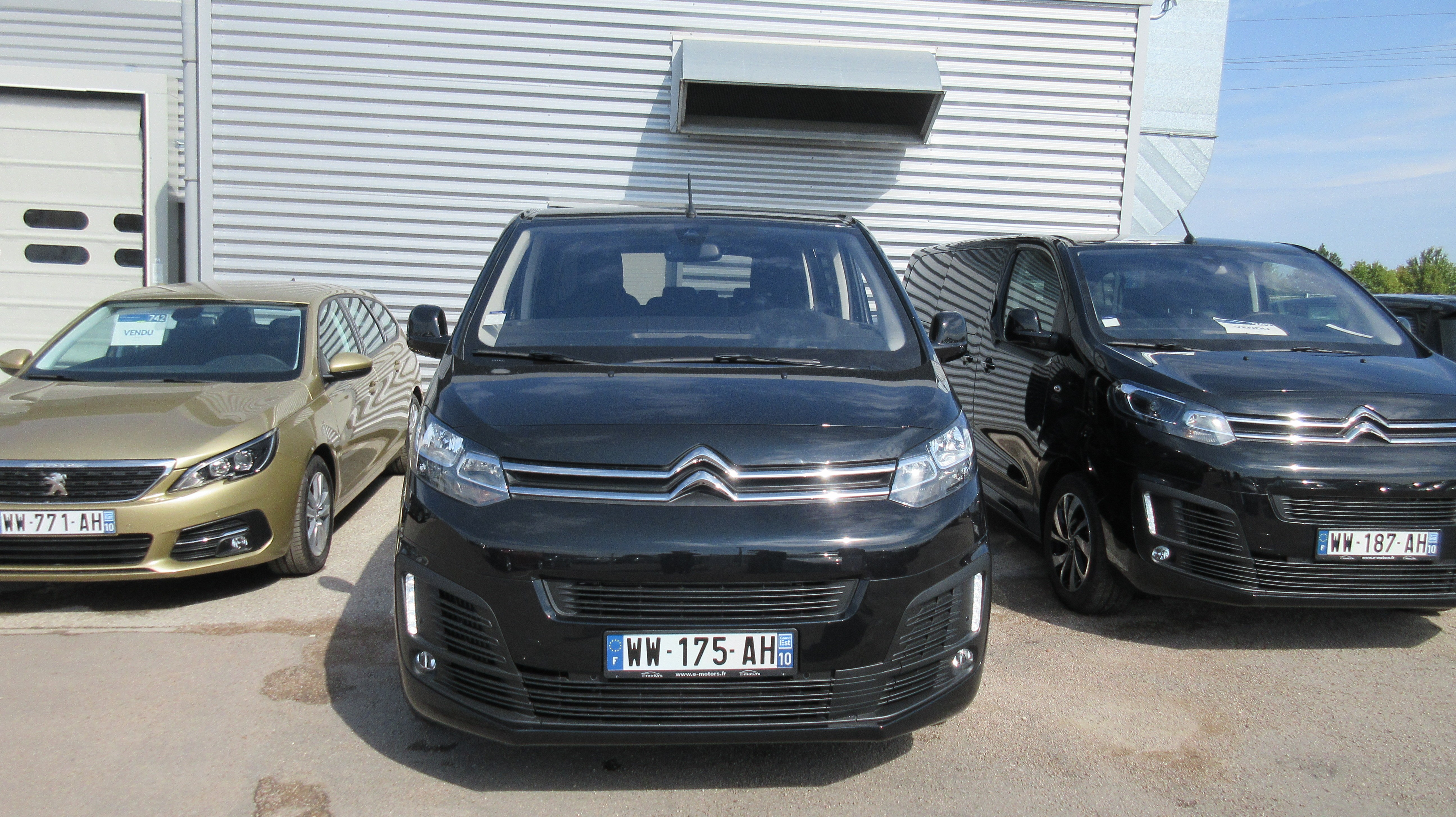 Avis-mandataire-auto-Emotors-Citroen-Spacetourer-M-feel-bluehdi-150-s-s-plus-gps-cam-ra.