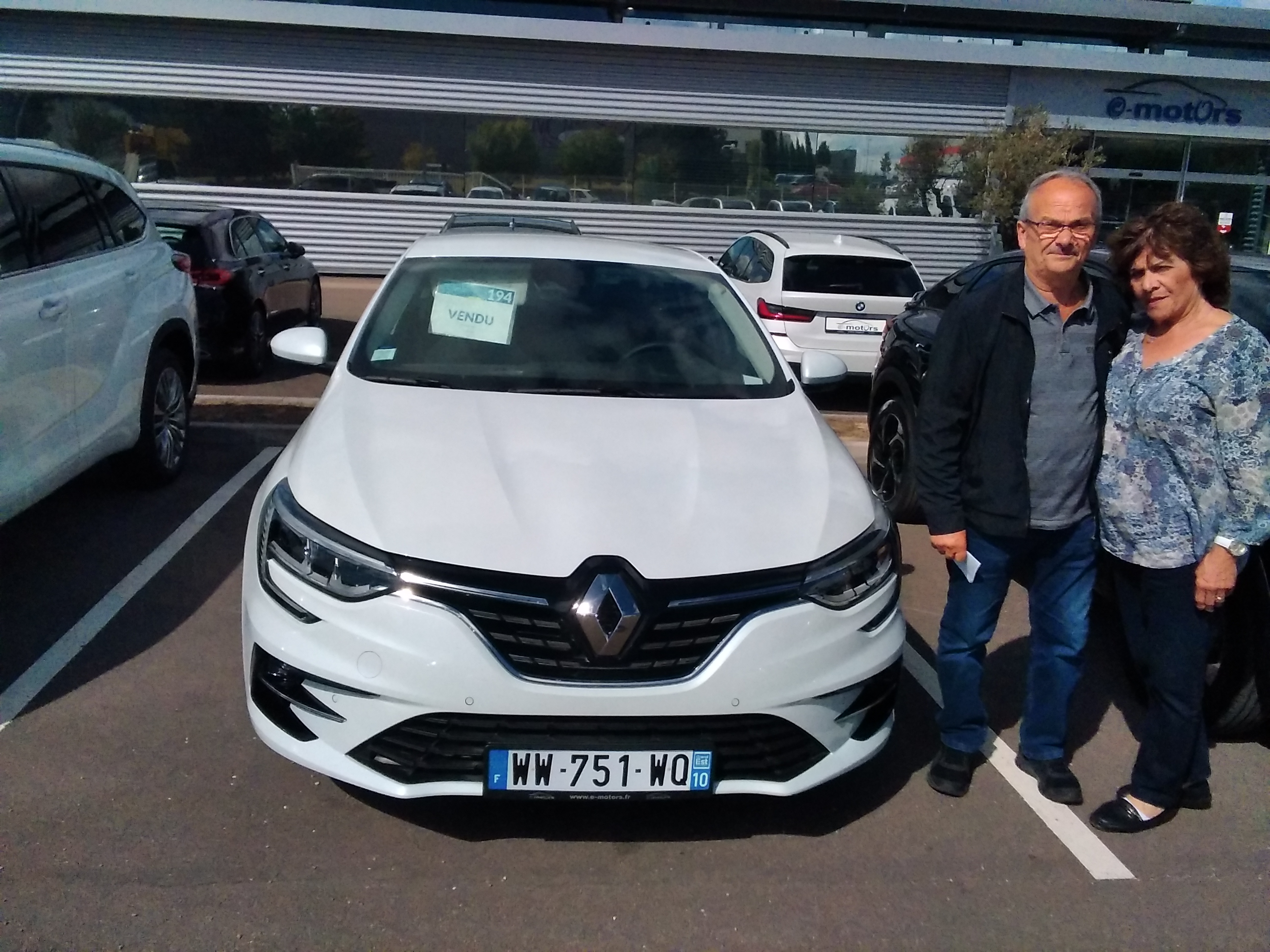Avis-mandataire-auto-Emotors-Renault-Megane-grancoupe-M-gane-grandcoup-intens-tce-140-edc-plus-pack-hiver-plus-jantes-17.