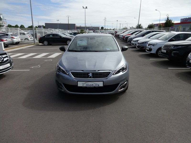 Avis-mandataire-auto-Emotors-Peugeot-308-Gt-bluehdi-180-eat-plus-toit-vitr.