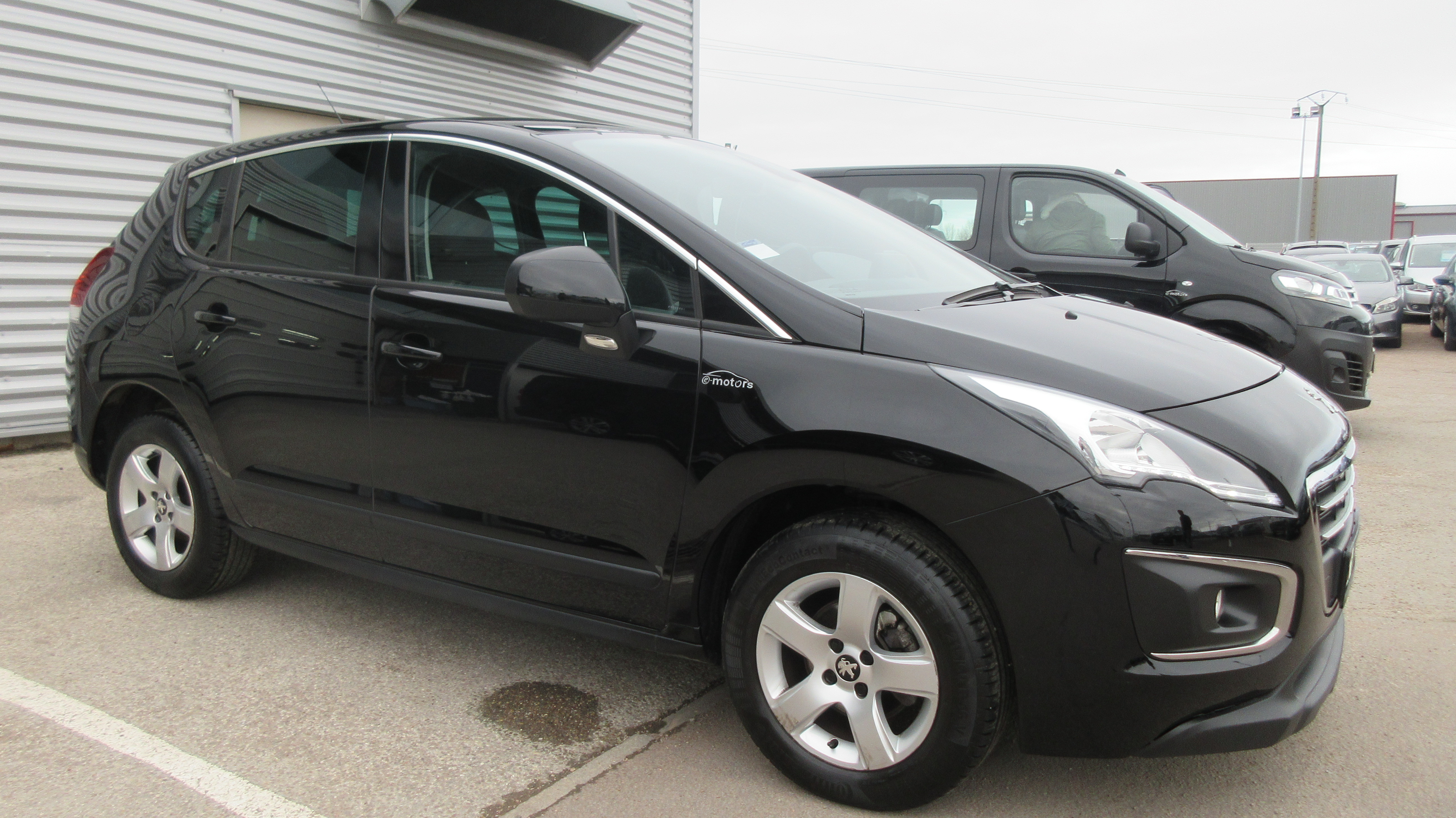 Avis-mandataire-auto-Emotors-Peugeot-3008-Active-bluehdi-120-plus-gps.