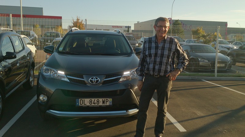 Avis-mandataire-auto-Emotors--Toyota-rav4-sport-edition-150-d-cat-automatique-4x4-plus-gps-.