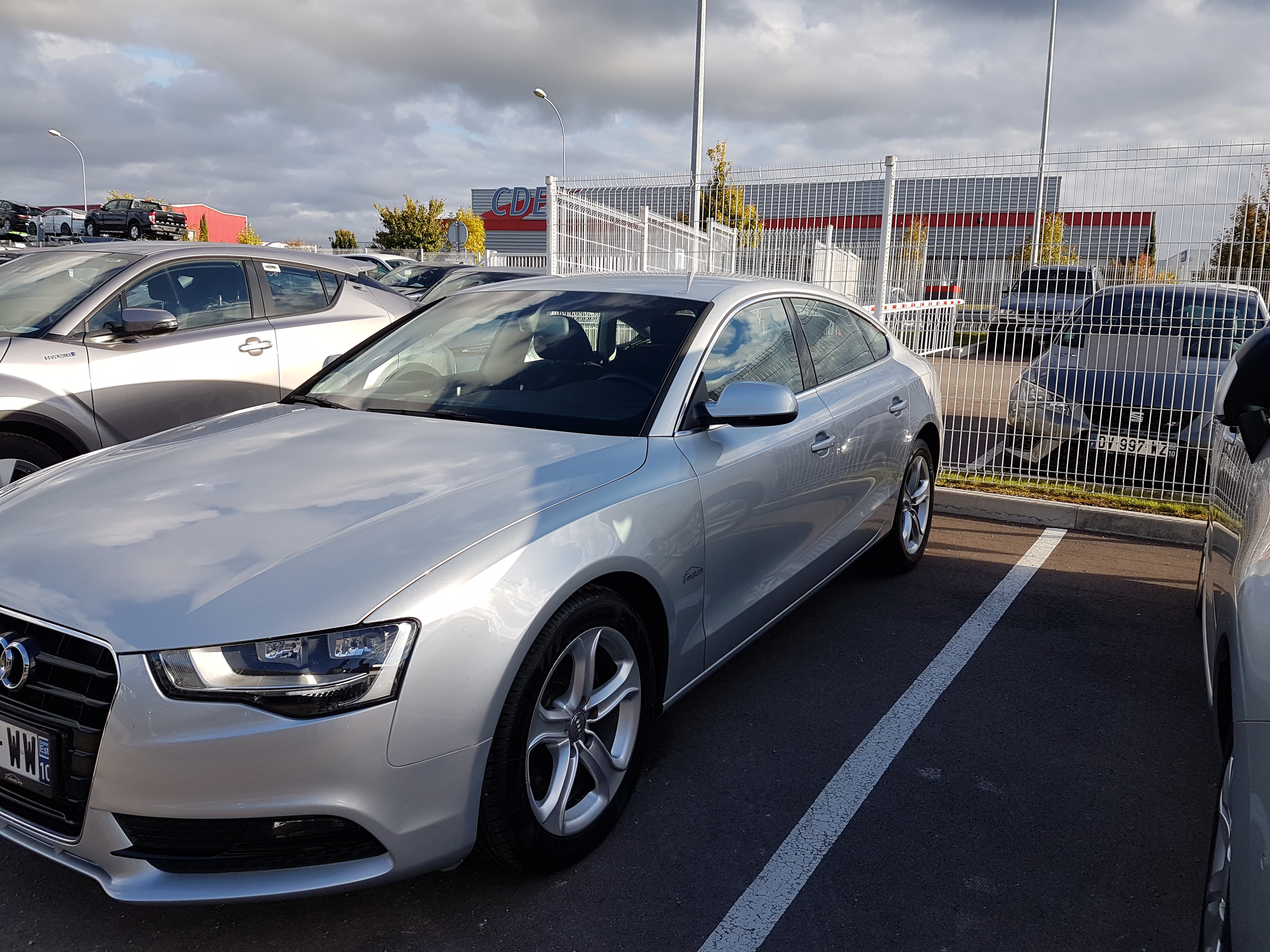 Avis-mandataire-auto-Emotors-Audi-A5-sportback-Ambiente-tdi-143-automatique.