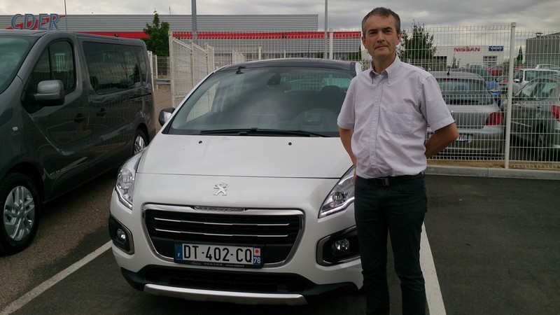 Avis-mandataire-auto-Emotors--Peugeot-3008-crossway-pure-tech-130-plus-cam-ra-de-recul-.
