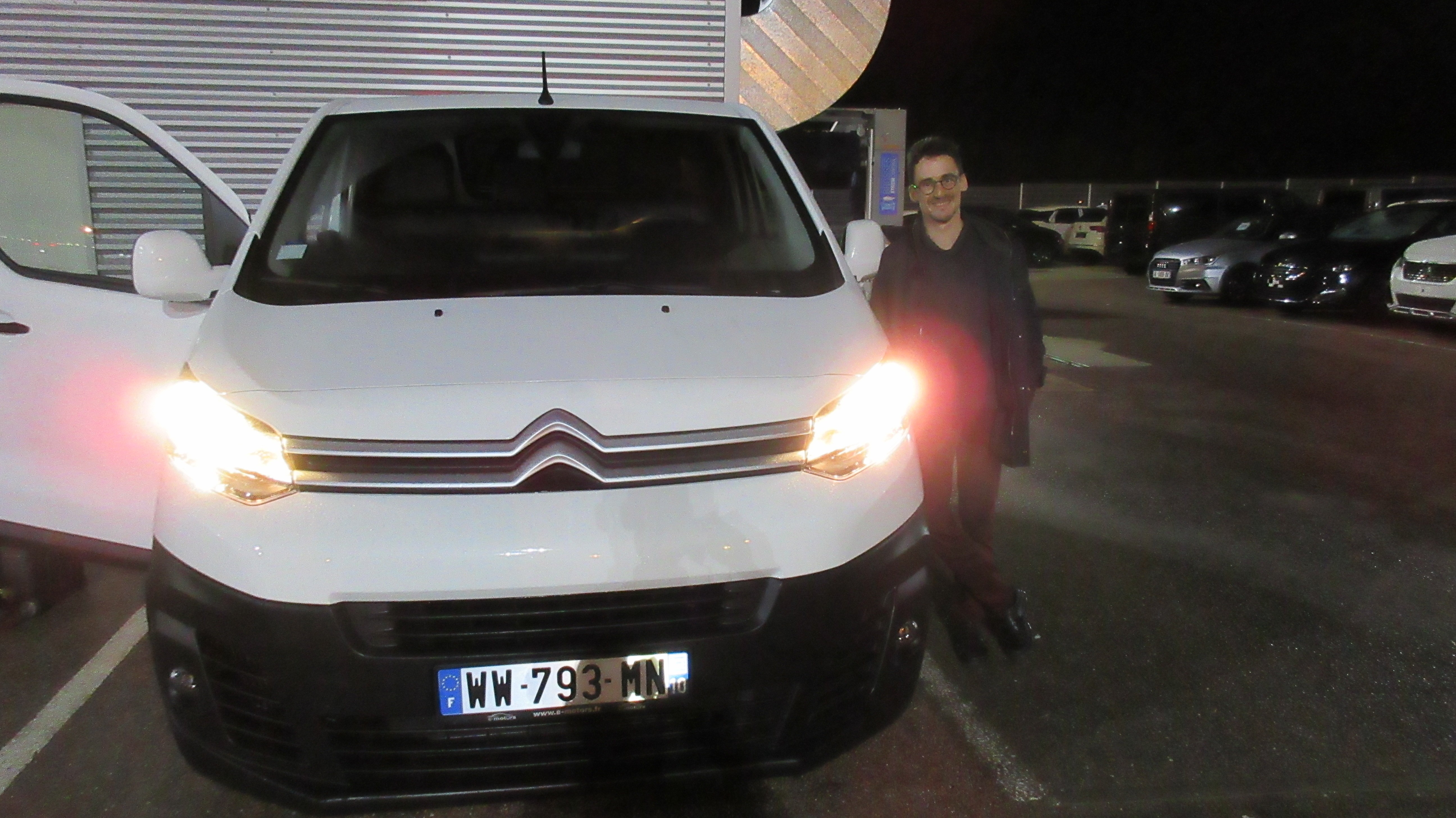 Avis-mandataire-auto-Emotors-Citroen-Jumpy-fourgon-Club-m-bluehdi-120.