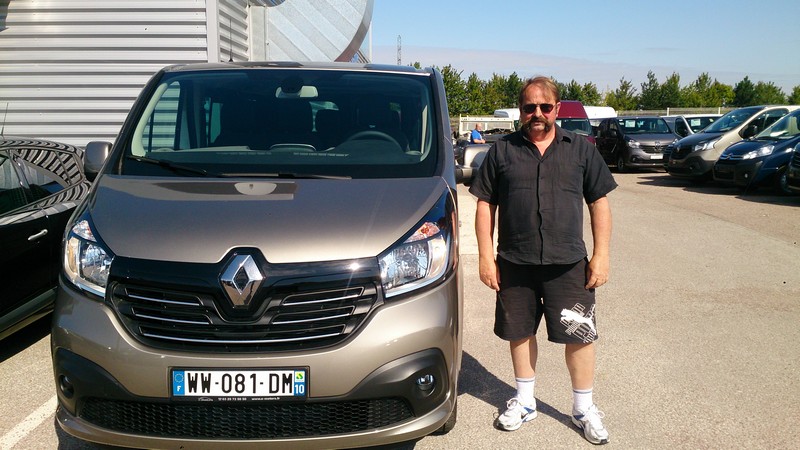 Avis-mandataire-auto-Emotors--Renault-trafic-combi-grand-intens-dci-120-energy-9-places-.