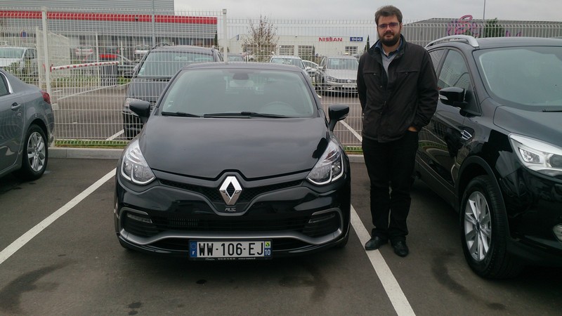 Avis-mandataire-auto-Emotors--Renault-clio-iv-rs-turbo-200-edc-.