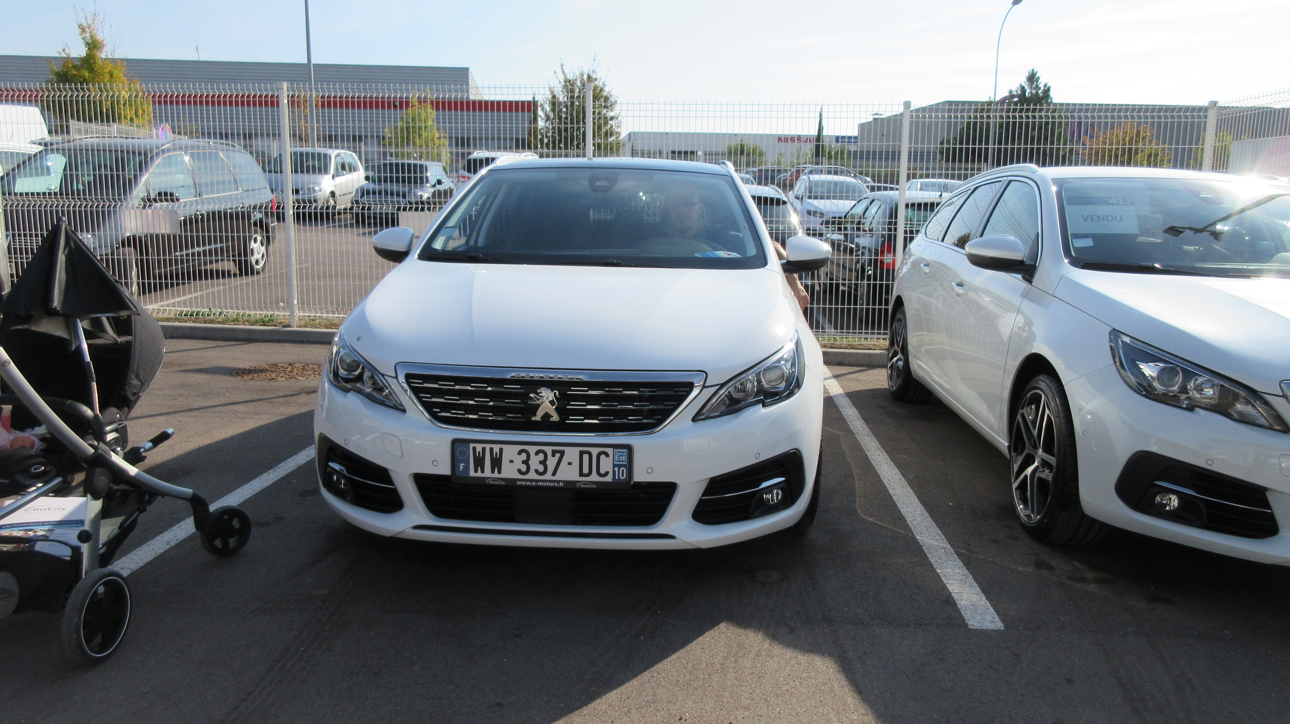 Avis-mandataire-auto-Emotors-Peugeot-308-sw-Allure-bluehdi-120-eat6-s-s-plus-jantes-18.