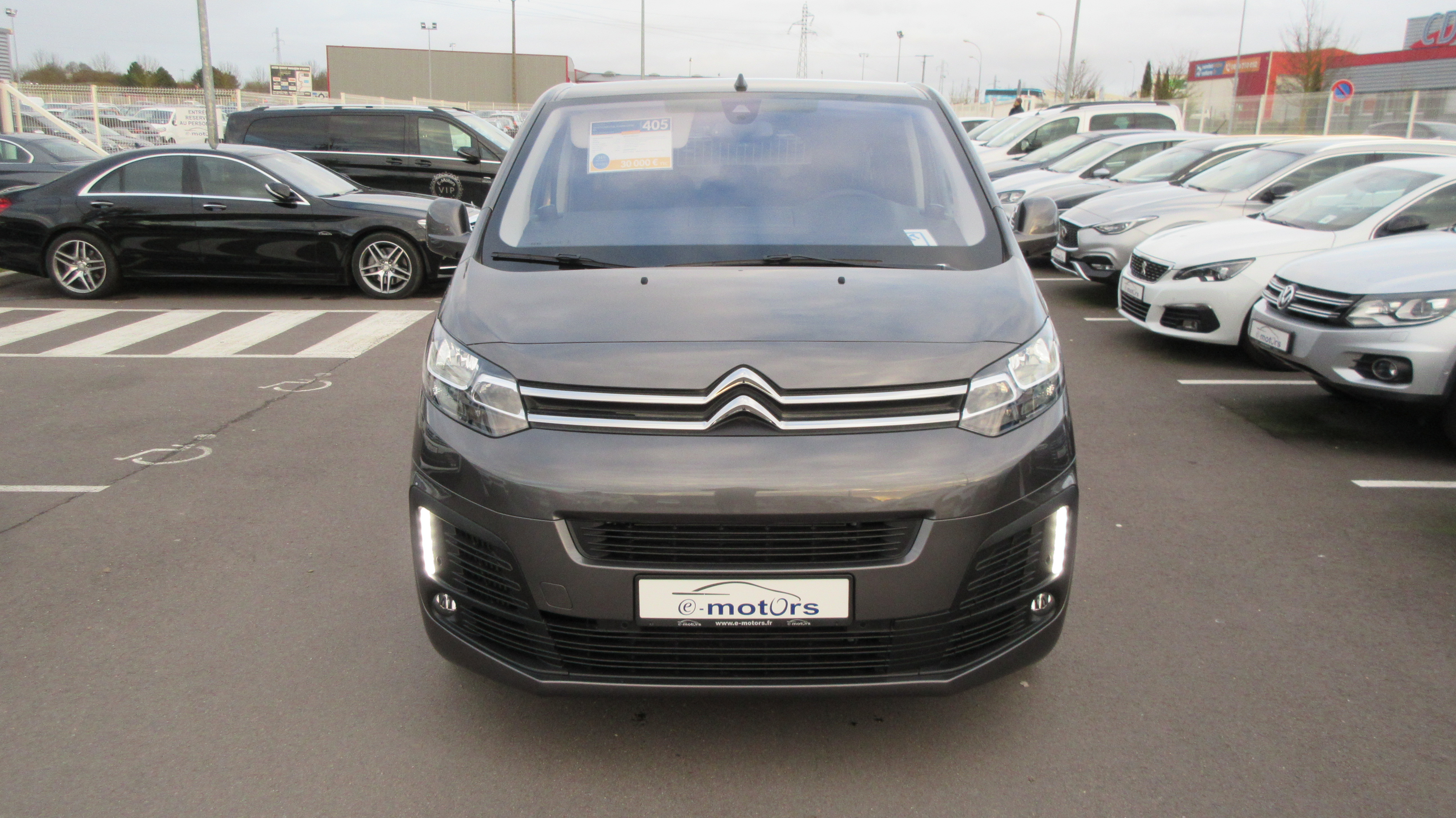 Avis-mandataire-auto-Emotors-Citroen-Spacetourer-M-feel-bluehdi-150-s-s-8places-plus-gps-cam-ra.