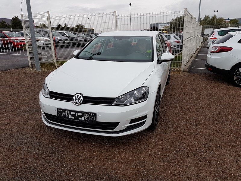 Avis-mandataire-auto-Emotors-Volkswagen-Golf-1-6-confortline-tdi-110-plus-navigation-plus-jantes-17.