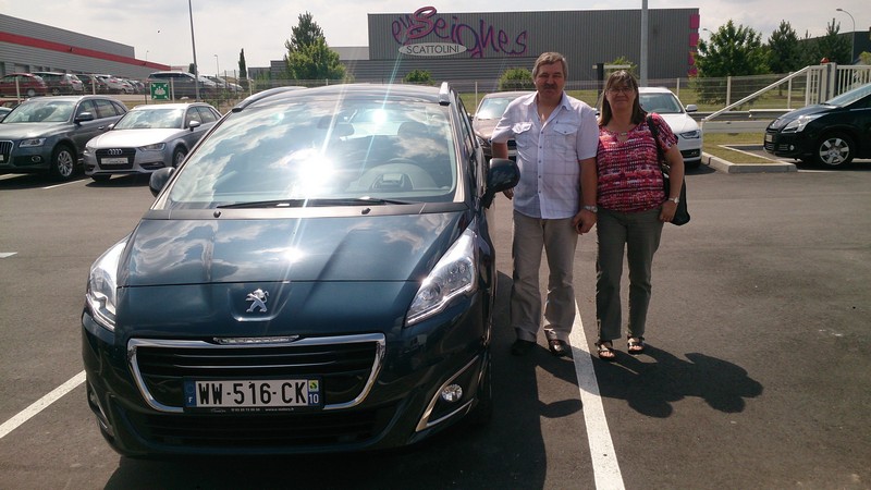 Avis-mandataire-auto-Emotors--Peugeot-5008-allure-bluehdi-150-plus-7places-plus-cam-ra-de-recul-.