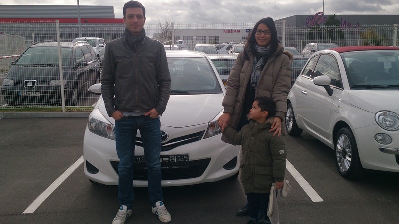 Avis-mandataire-auto-Emotors--Toyota-yaris-dynamic-d-4d-90-5portes-plus-gps-.