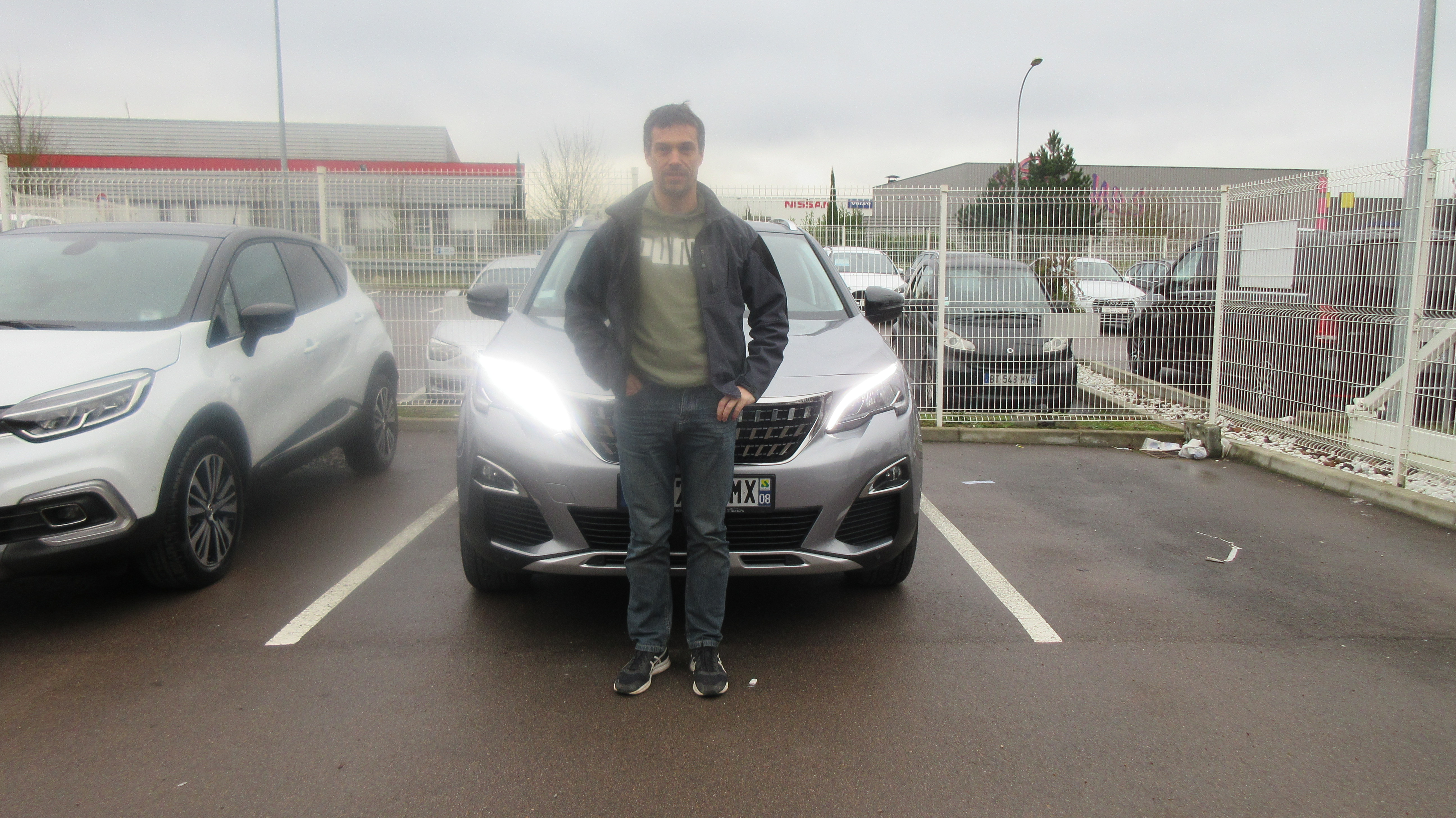 Avis-mandataire-auto-Emotors-Peugeot-3008-Allure-bluehdi-130-s-s.