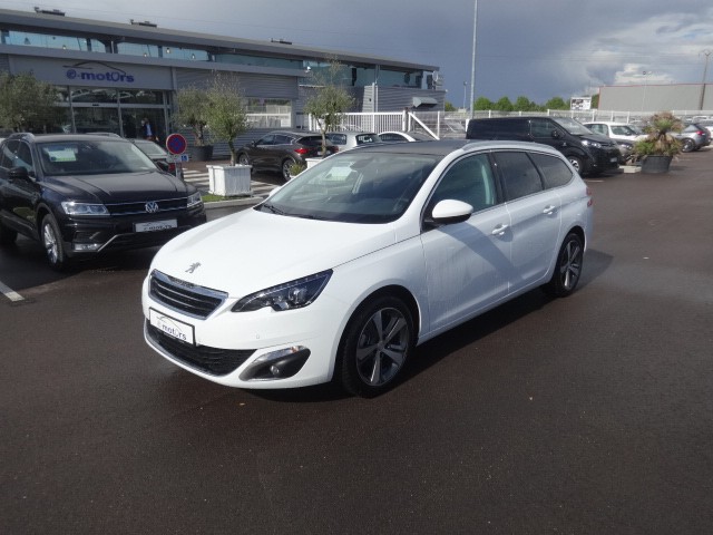 Avis-mandataire-auto-Emotors-Peugeot-308-sw-Allure-bluehdi-130-s-s-plus-jantes-17.