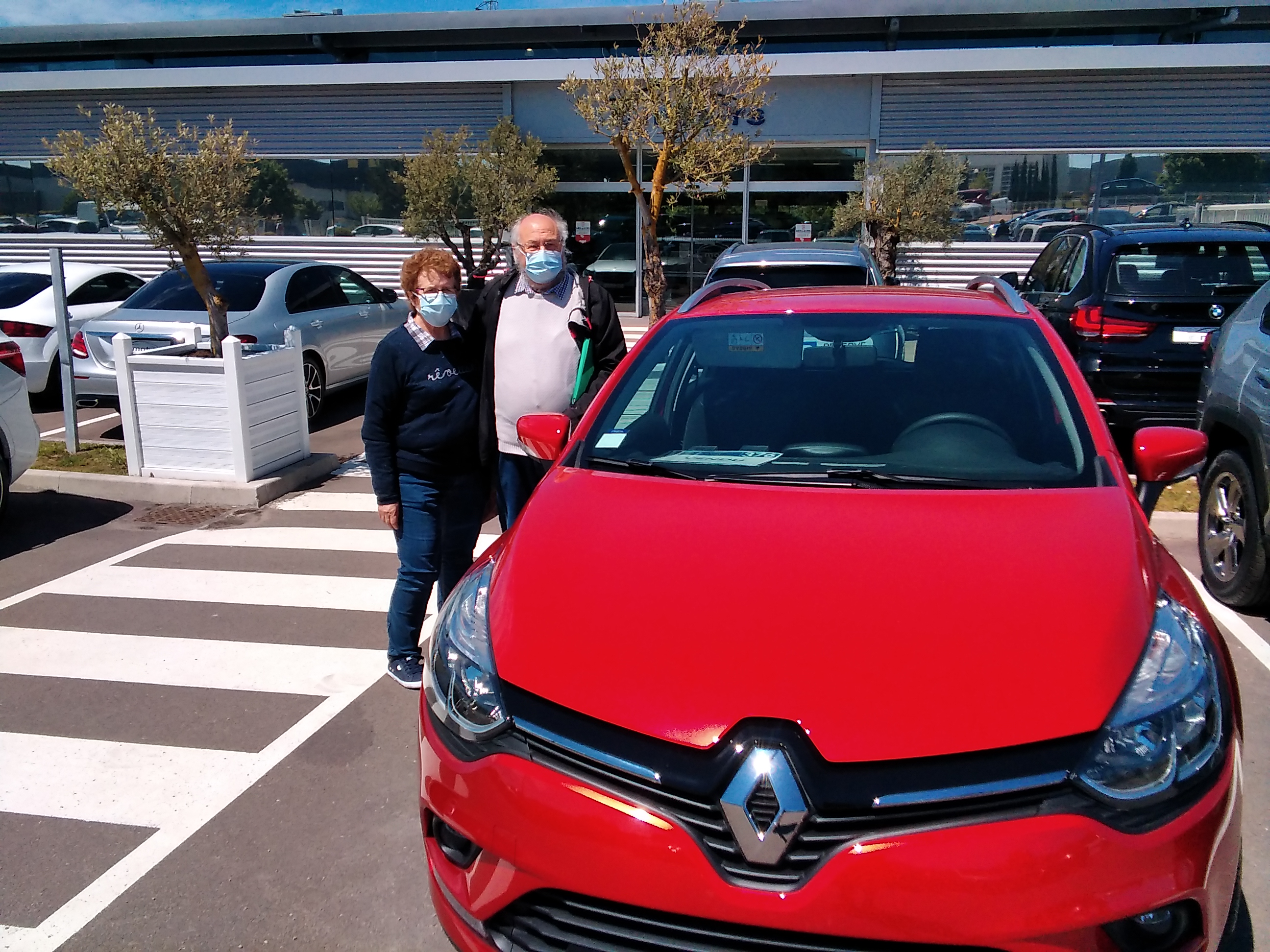 Avis-mandataire-auto-Emotors-Renault-Clio-estate-Clio-zen-estate-tce-90-plus-gps-plus-cartographie-france.