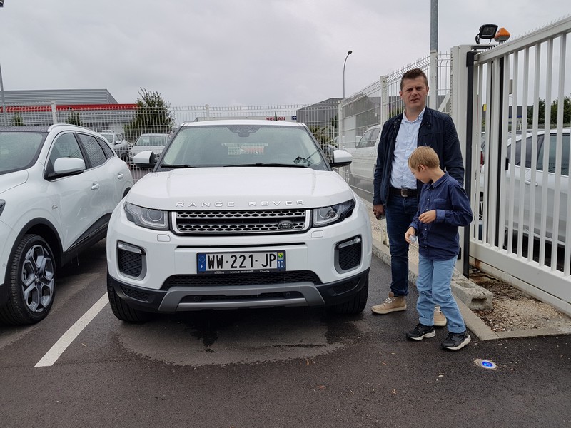 Avis-mandataire-auto-Emotors-Land rover-Range-rover-evoque-Se-td4-150-automatique-4x4-plus-gps-plus-toit-vitr.