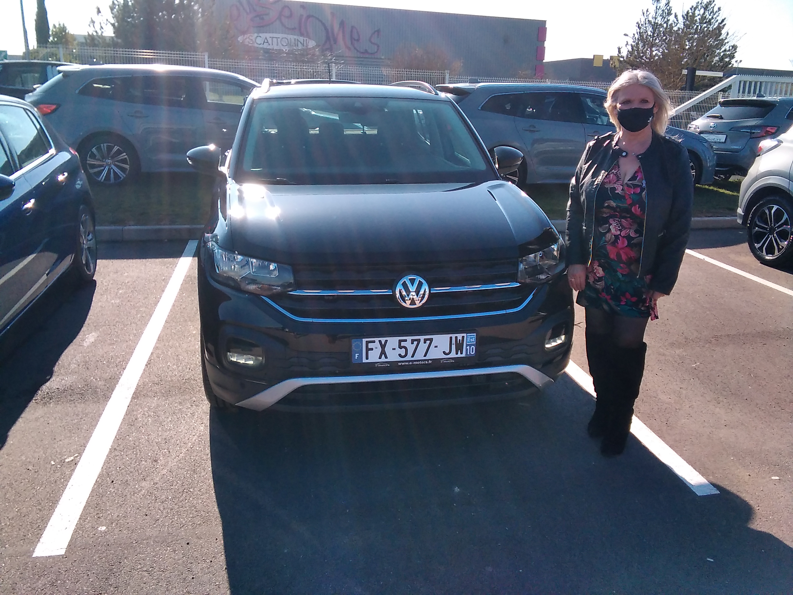 Avis-mandataire-auto-Emotors-Volkswagen-T-cross-Lounge-tsi-95-plus-gps.