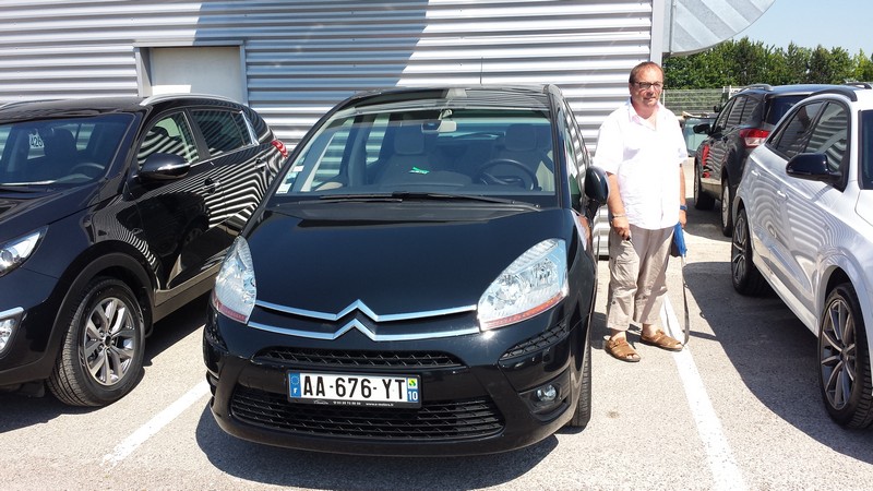 Avis-mandataire-auto-Emotors--Citroen-c4-picasso-pack-ambiance-hdi-110-.