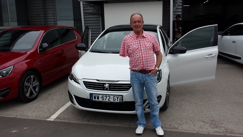 Avis-mandataire-auto-Emotors--Peugeot-308-.