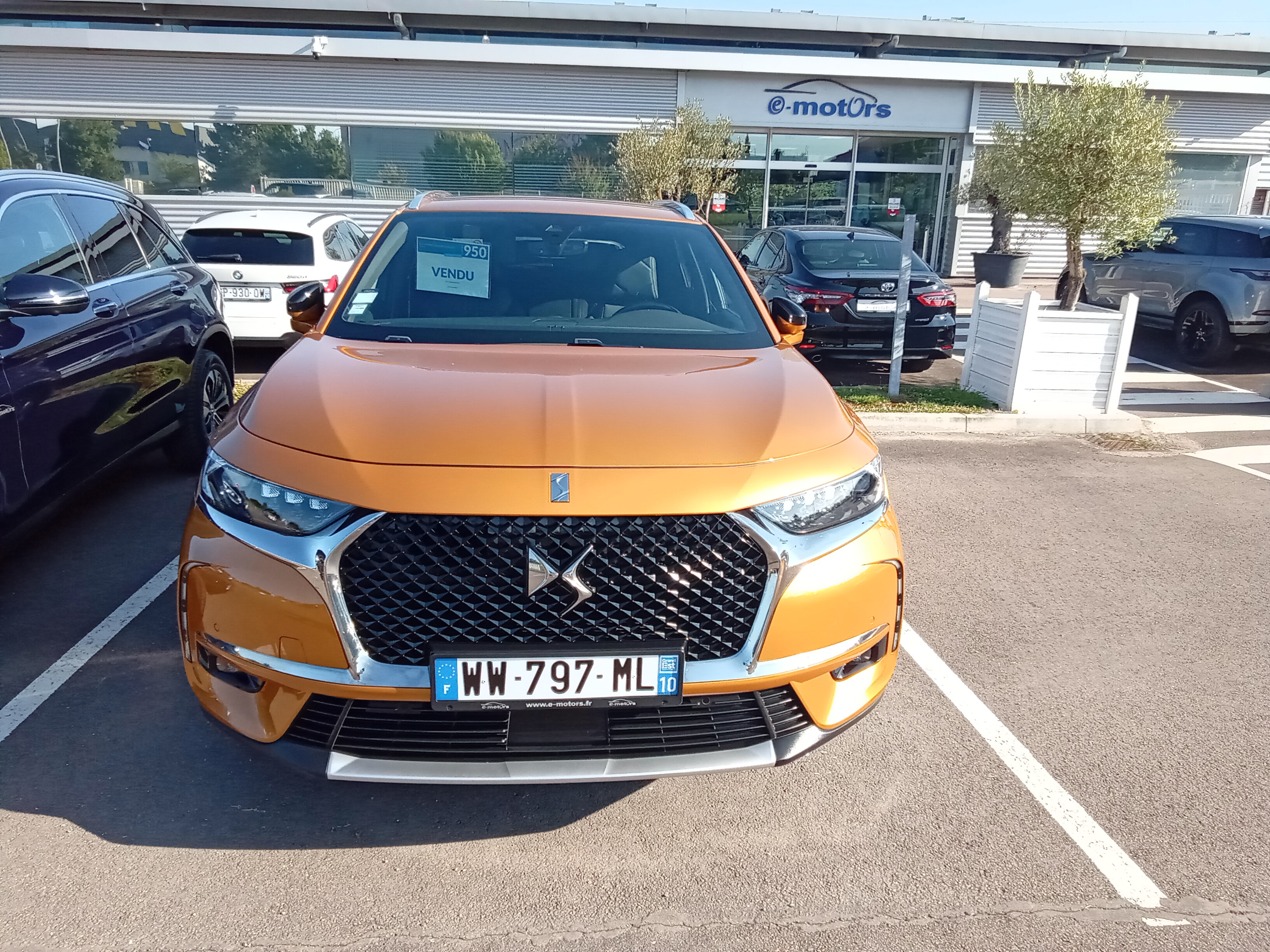 Avis-mandataire-auto-Emotors-Ds-Ds7-Crossback-bluehdi-130-so-chic-plus-cuir.