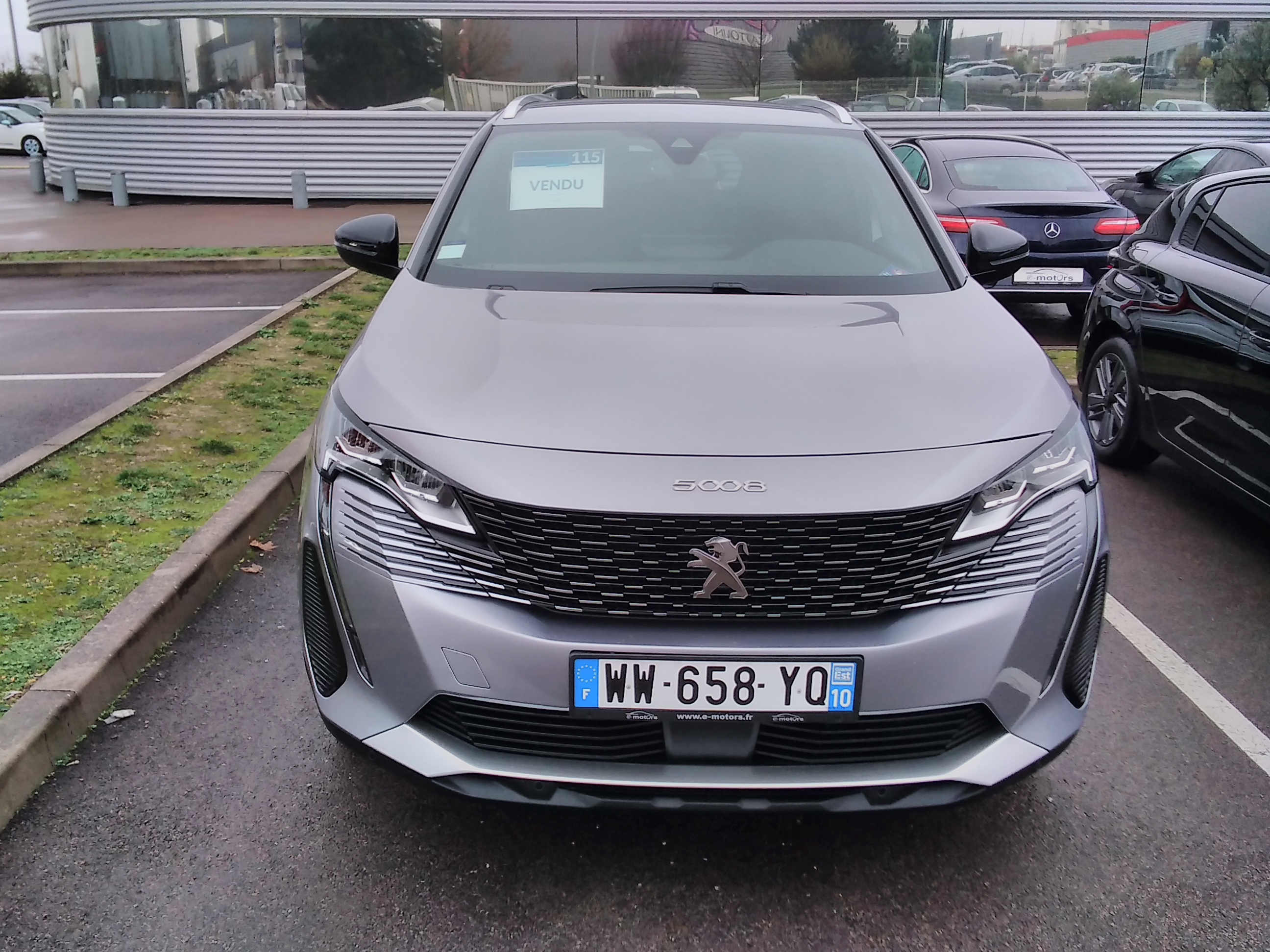 Avis-mandataire-auto-Emotors-Peugeot-5008-Bluehdi-130-eat8-allure.