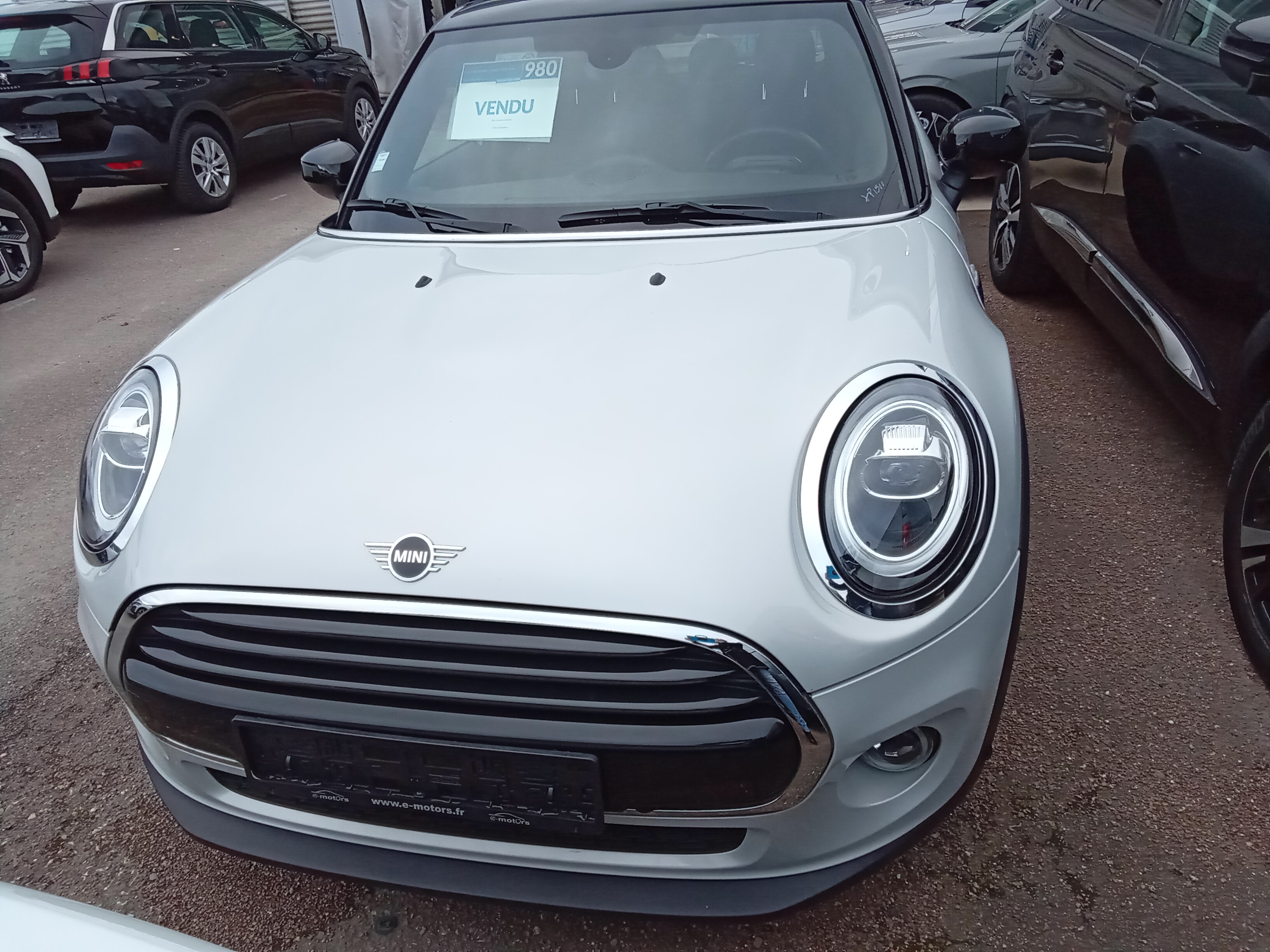 Avis-mandataire-auto-Emotors-Mini-Hatch-5-portes-5-portes-cooper-136-bva7-plus-toit-plus-gps.