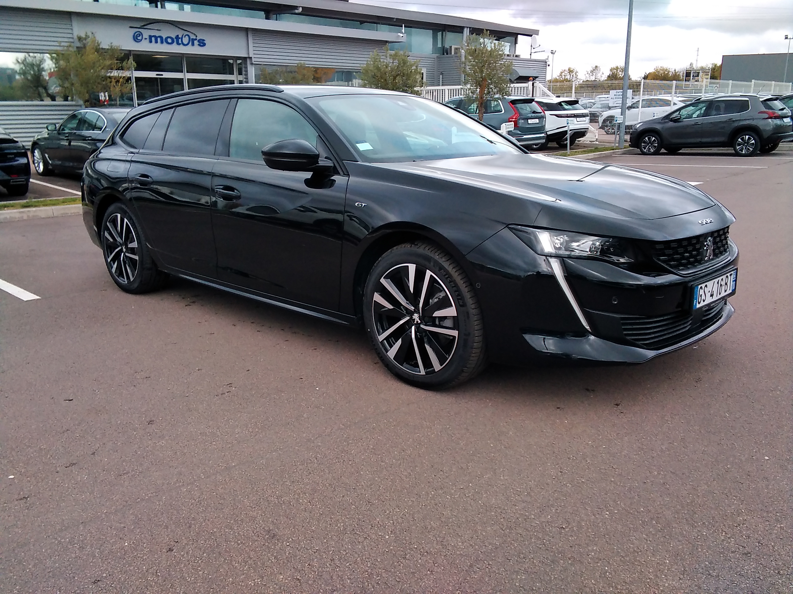 Avis-mandataire-auto-Emotors-Peugeot-508-sw-Bluehdi-130-ch-s-s-eat8-gt-plus-cam-ra-360.