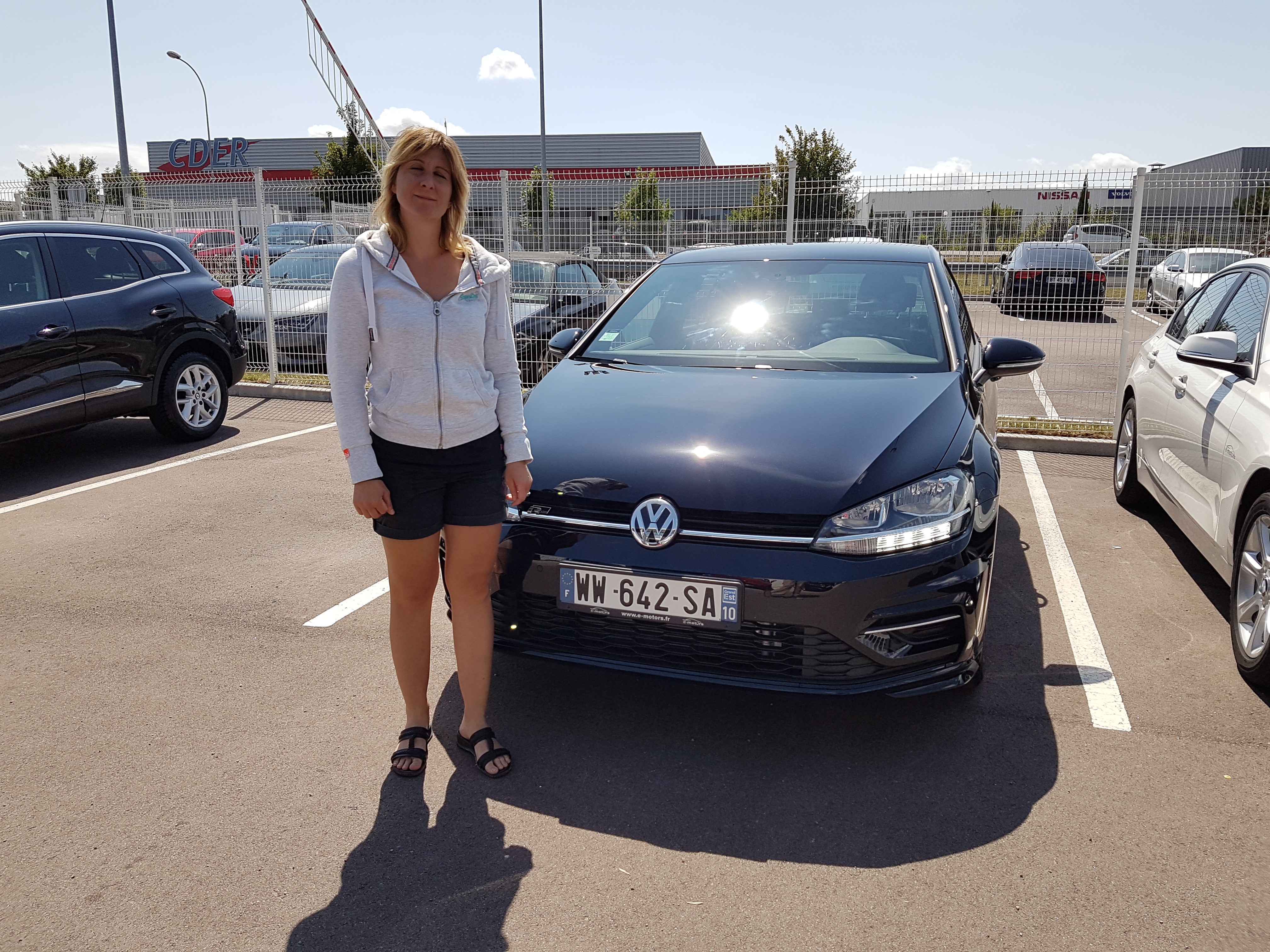 Avis-mandataire-auto-Emotors-Volkswagen-Golf-Confortline-r-line-150.