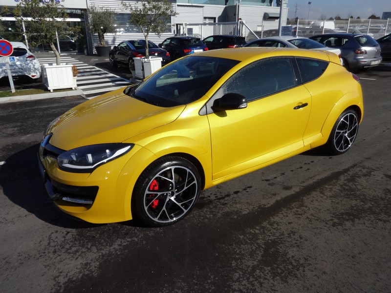 Avis-mandataire-auto-Emotors--Renault-megane-iii-coup-rs-2-0t-265-s-s-.