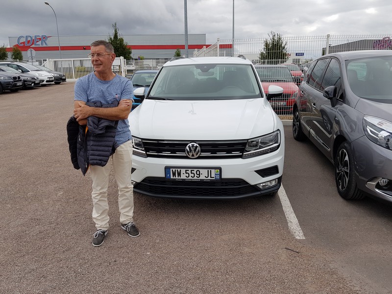 Avis-mandataire-auto-Emotors-Volkswagen-Tiguan-2-confortline-tdi-150-plus-gps-plus-full-led.