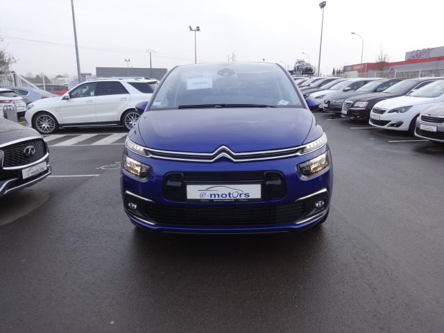 Avis-mandataire-auto-Emotors-Citroen-C4-picasso-Shine-bluehdi-120-s-s-eat6.