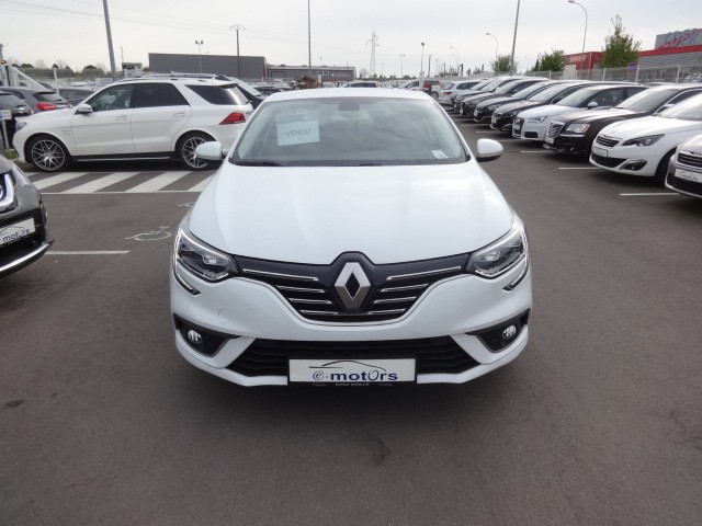 Avis-mandataire-auto-Emotors-Renault-Megane-iv-berline-M-gane-iv-berline-intens-tce-130-energy-edc-plus-park-assist.