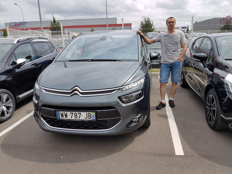 Avis-mandataire-auto-Emotors-Citroen-C4-picasso-Exclusive-bluehdi-150-s-s-eat6-plus-toit-vitr.