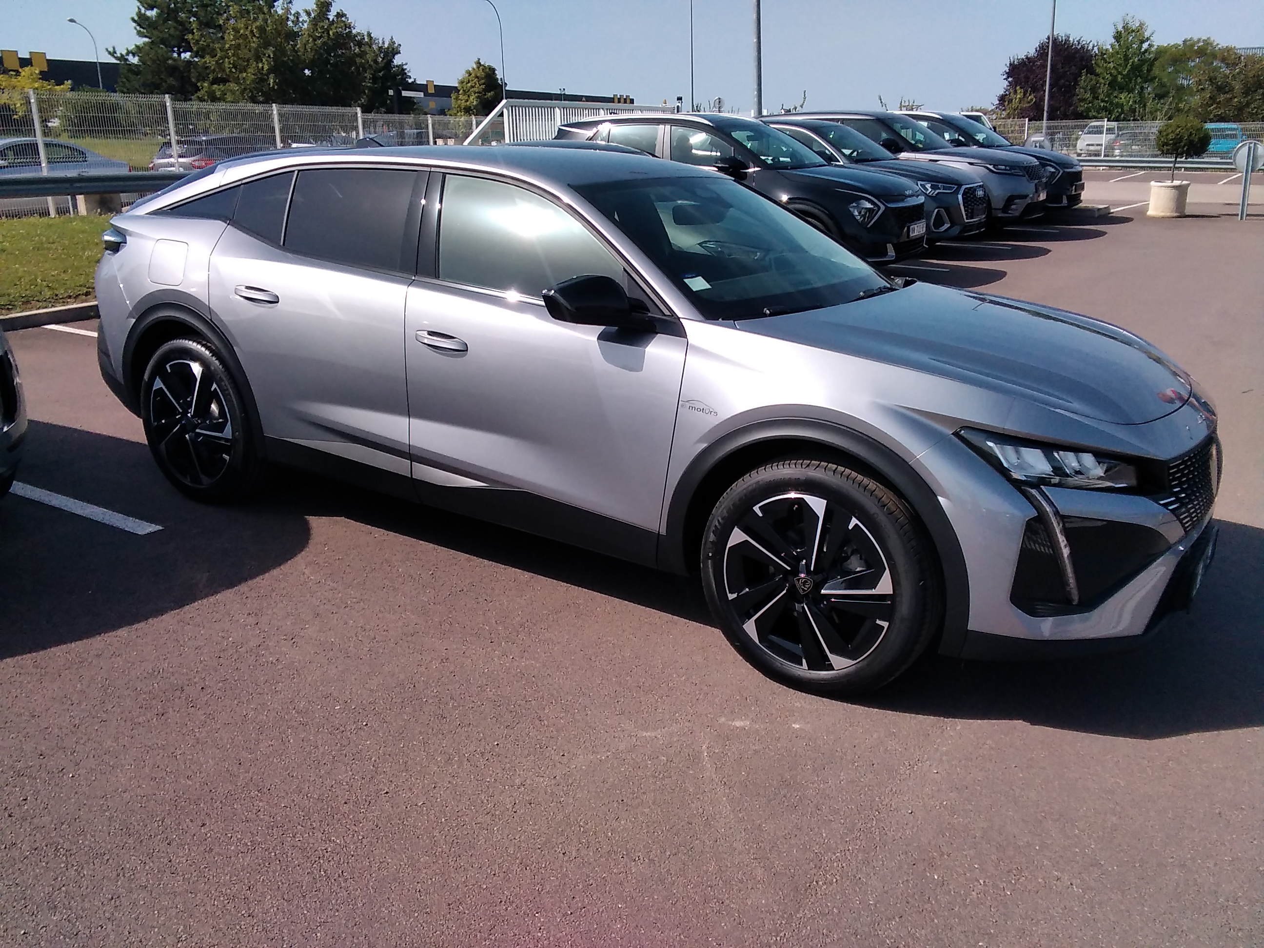 Avis-mandataire-auto-Emotors-Peugeot-408-Puretech-130-ch-s-s-eat8-allure-pack.