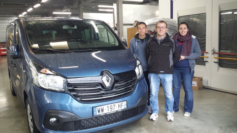 Avis-mandataire-auto-Emotors-Renault-Trafic-combi-Intens-dci-145-energy.