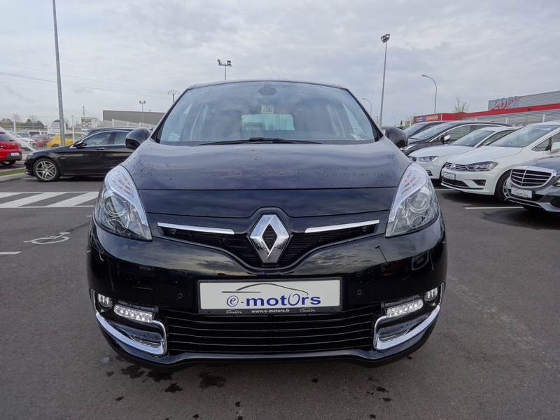 Avis-mandataire-auto-Emotors--Renault-scenic-iii-bose-dci-130-energy-.