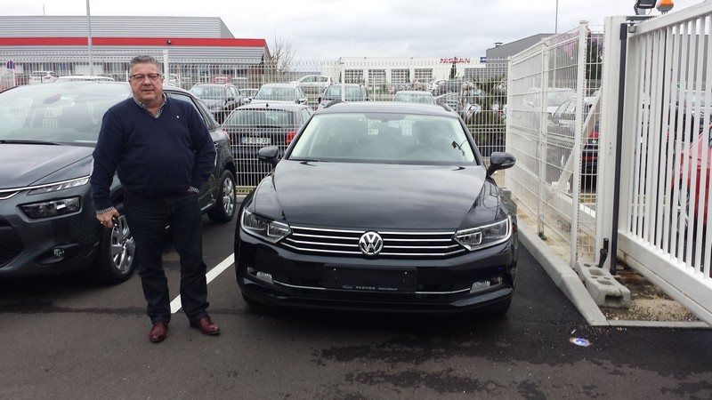 Avis-mandataire-auto-Emotors--Volkswagen-passat-sw-confortline-tdi-150-dsg-plus-navigation-.