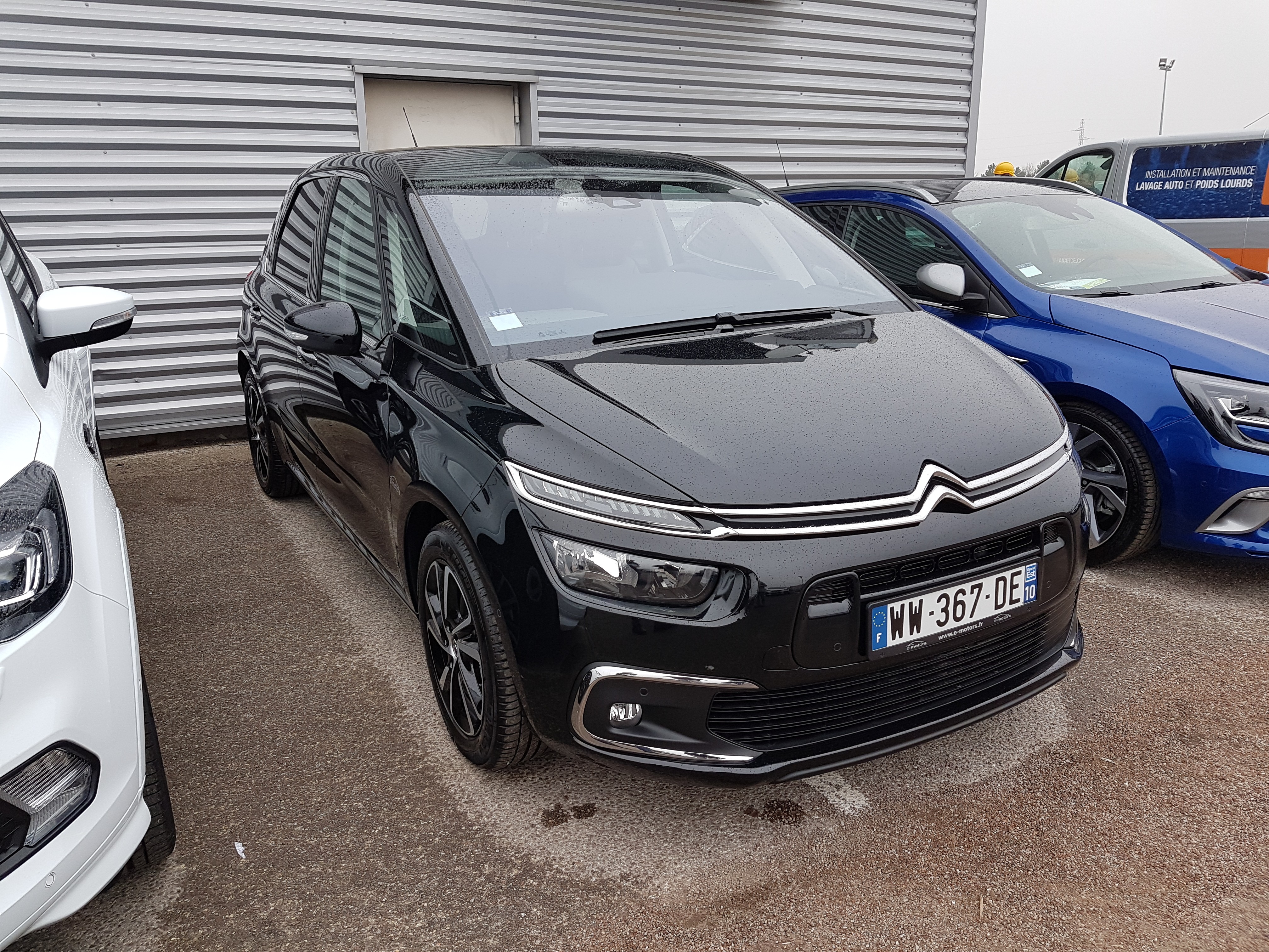 Avis-mandataire-auto-Emotors-Citroen-C4-picasso-Shine-bluehdi-150-eat6.