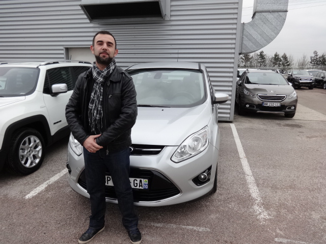 Avis-mandataire-auto-Emotors-Ford-S-max-Titanium-tdci-125-5places.