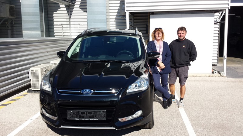 Avis-mandataire-auto-Emotors--Ford-kuga-titanium-tdci-150-4x2-plus-toit-panoramique-.