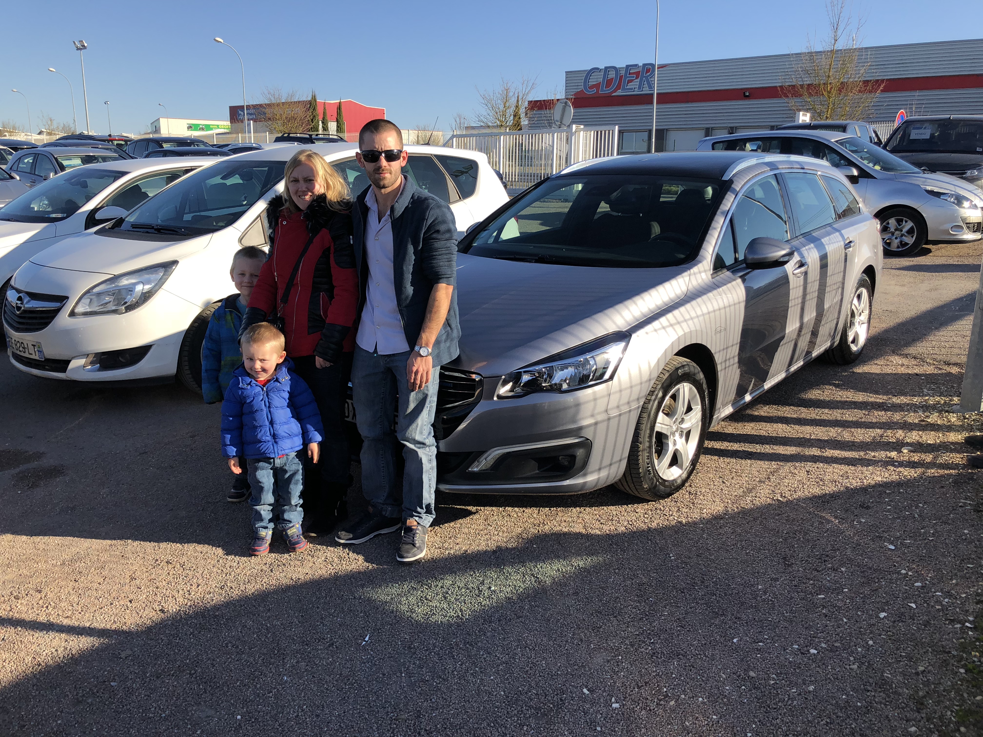 Avis-mandataire-auto-Emotors-Peugeot-508-sw-Active-bluehdi-120-s-s-plus-gps.