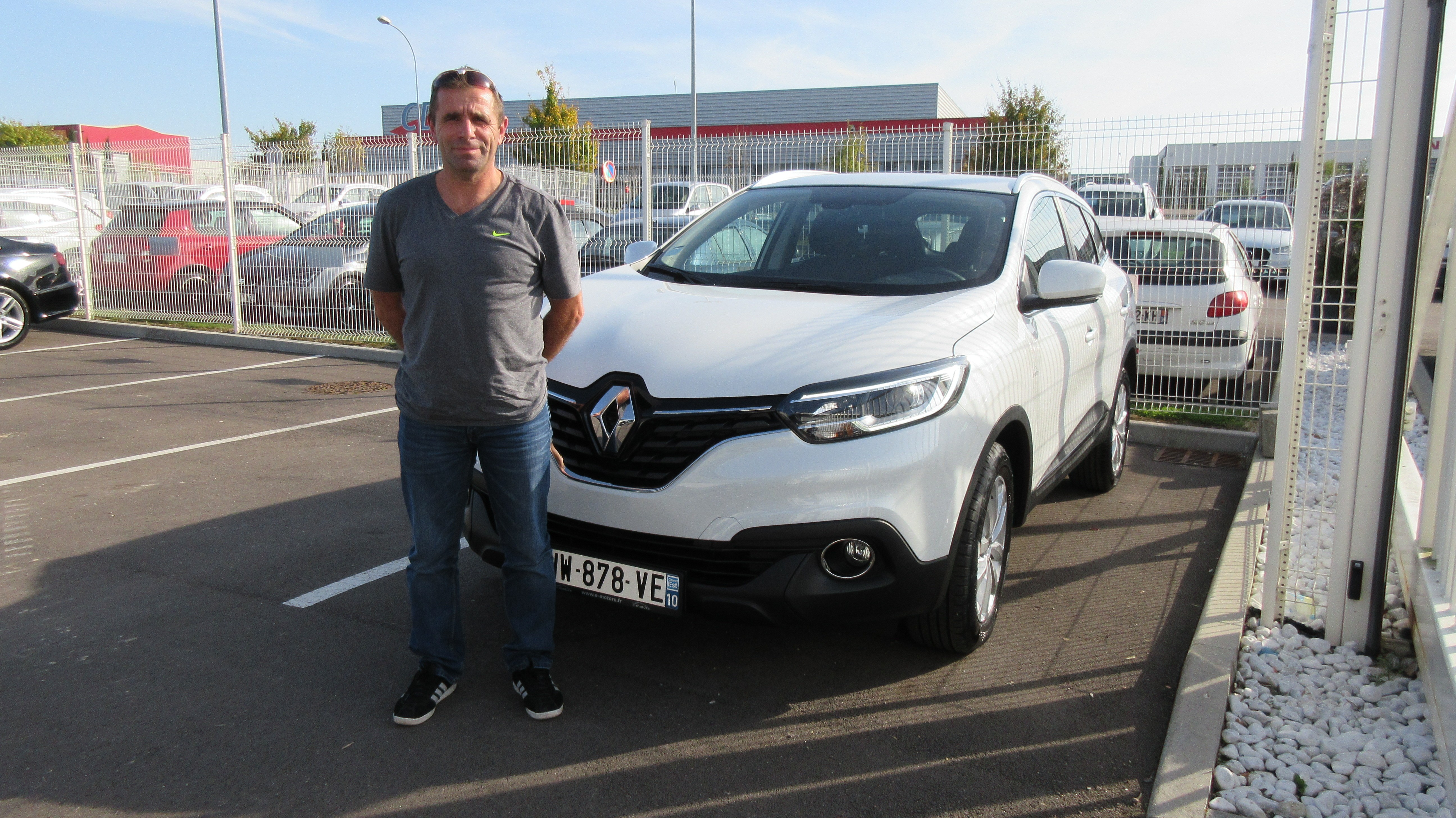 Avis-mandataire-auto-Emotors-Renault-Kadjar-Zen-dci-110-energy-edc-plus-navigation-r-link.