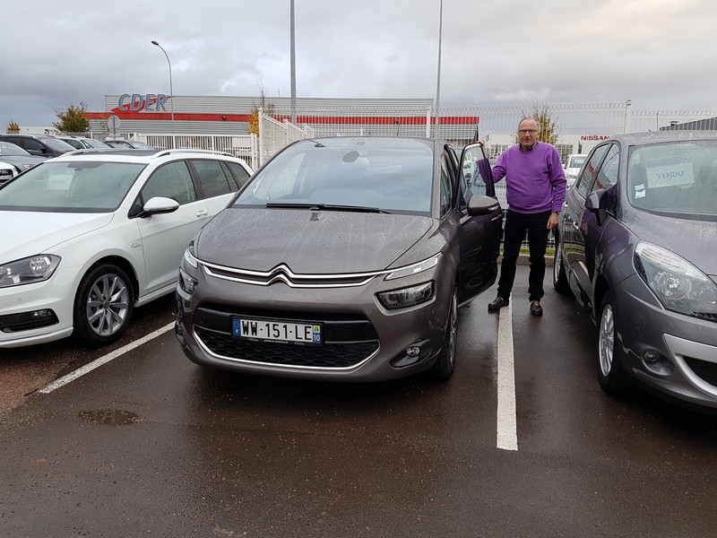 Avis-mandataire-auto-Emotors-Citroen-C4-picasso-Exclusive-bluehdi-150-s-s-eat6-plus-toit-vitr.