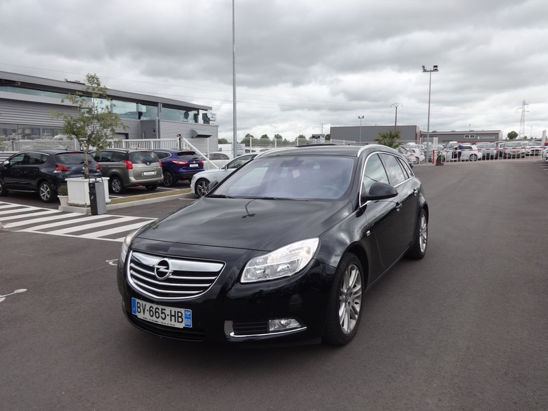 Avis-mandataire-auto-Emotors--Opel-insignia-sports-tourer-cosmo-cdti-160-ecoflex-.