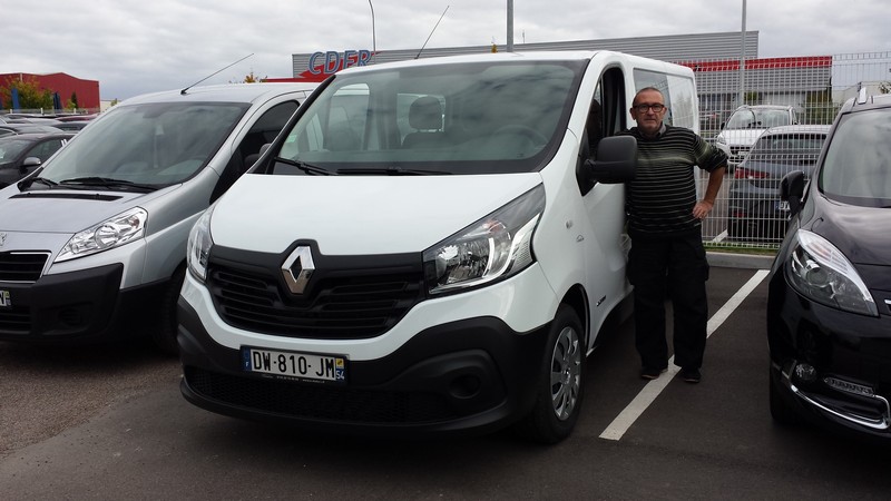 Avis-mandataire-auto-Emotors--Renault-trafic-cabine-approfondie-grand-confort-l2h1-dci-115-.